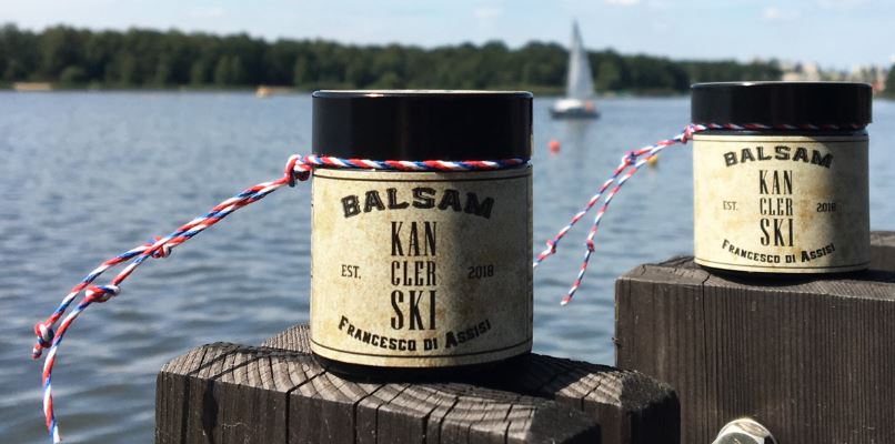 balsamy z etykietami samoprzylepnymi na kosmetyki